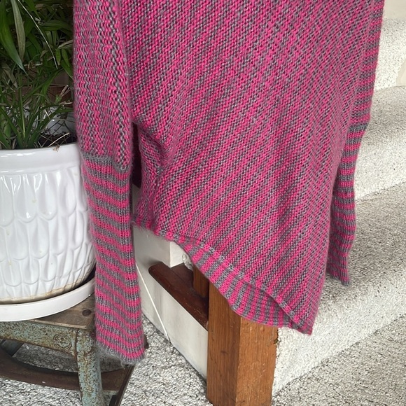 Wooden Ships Mohair Wool Slouchy Pink Sweater - Picture 3 of 11